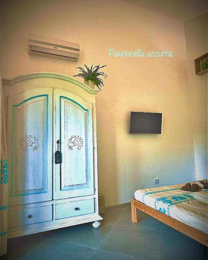 B&B Le Pavoncelle Sarde 플루미니 디 콰르투 외부 사진